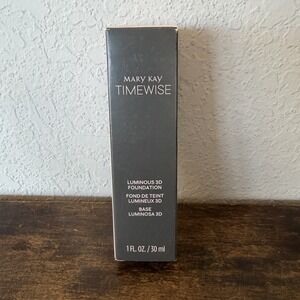 NIB Mary Kay Timewise Matte 3D Foundation Ivory N 160
